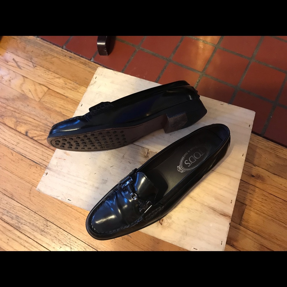 **SOLD** Tods authentic moccasins size 9 in great condition